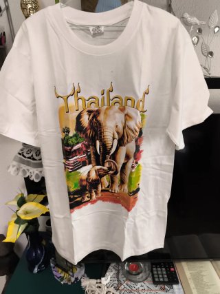 Camiseta Blanca Estampado Elefantes Thailand