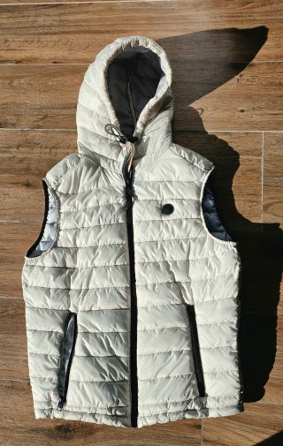 Chaleco Acolchado con Capucha Beige