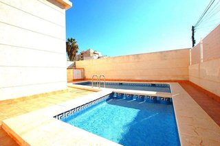 Piso en alquiler en Nueva Torrevieja - Aguas Nuevas en Torrevieja
