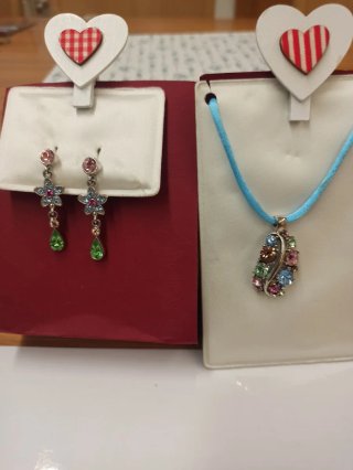 Conjunto de Bisutería con Piedras