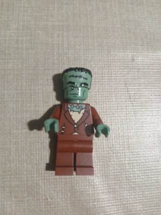 Minifigura LEGO Monstro de Frankenstein