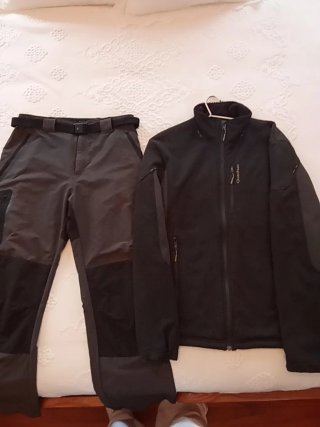 Conjunto Quechua Chaqueta y Pantalón