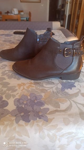 Botines de Piel Marrones
