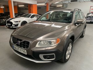 Volvo XC70 D5 AWD 185 cvs full extras