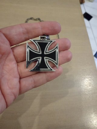 Colgante Cruz de Hierro Estilo Biker