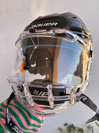 Casco hockey de Portero Bauer con Visera.