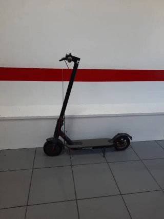 Patinete Eléctrico Xiaomi M365