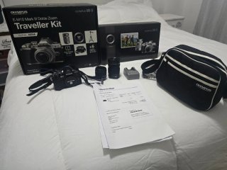 Olympus OM-D E-M10 Mark III Traveller Kit
