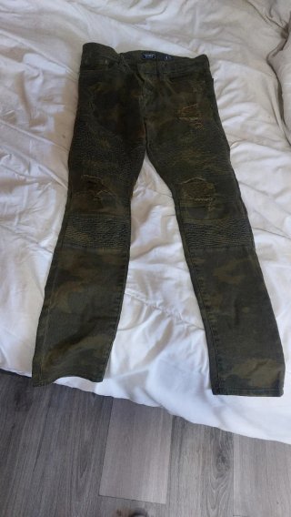 Pantalón Estilo Militar