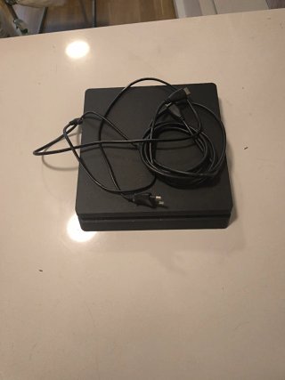 PS4 (PlayStation 4) Negra