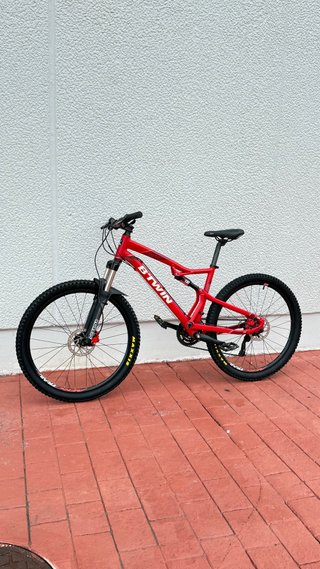 Bicicleta de Montaña Btwin Roja