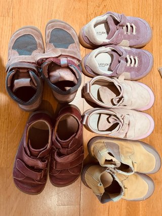 Lote 5 pares zapatos barefoot niña T-30 y T-31