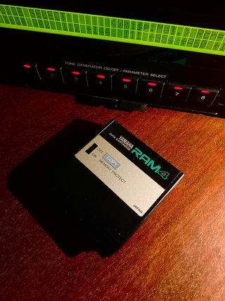 Cartucho de memoria Yamaha RAM4