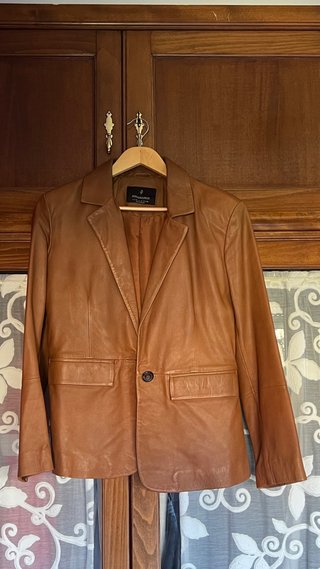 Blazer de Piel Stradivarius Marrón