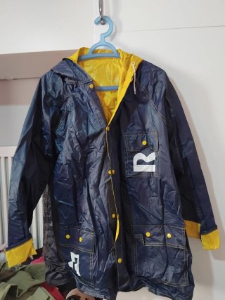 Chubasquero Azul y Amarillo