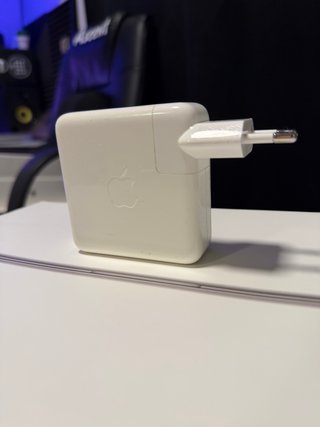 Cargador Apple USB-C 61W