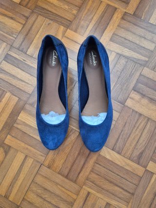 Zapatos de vestir Clarks terciopelo azul