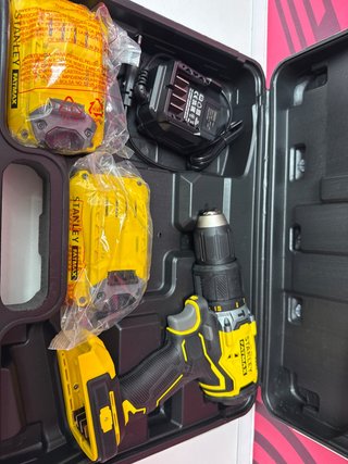 Taladro A Bateria STANLEY FatMax V20 18v SFMCD715 2 bateria