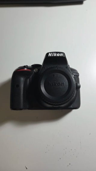 Nikon D5300 (Cuerpo) ¡Solo 17k disparos!+2 bateria