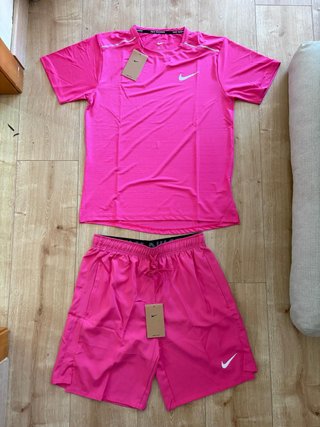 Conjunto de Running Nike Rosa L