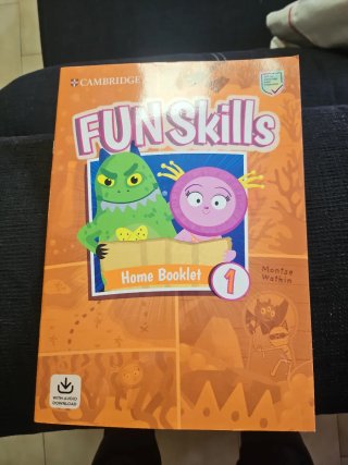 Fun skills. Level 1. Student's book with home b...