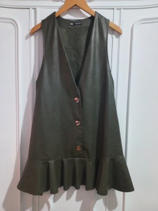 Pichi Zara Efecto Piel Verde