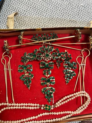 Aderezo de Fallera Oro y Piedras Esmeralda