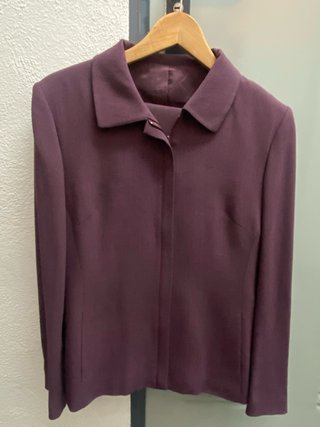 Traje de Mujer Color Vino