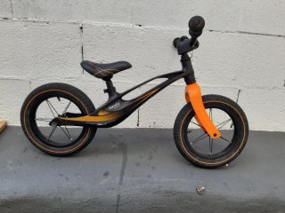 Bicicleta sin pedales Lionelo Bart Air