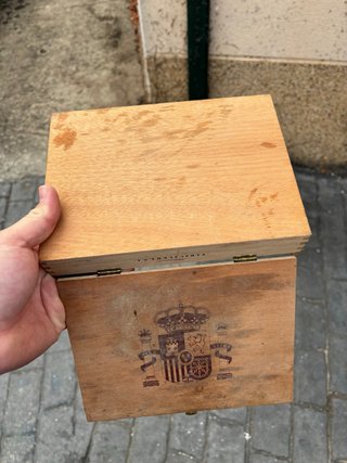 Caja de Madera Antigua Tabacalera