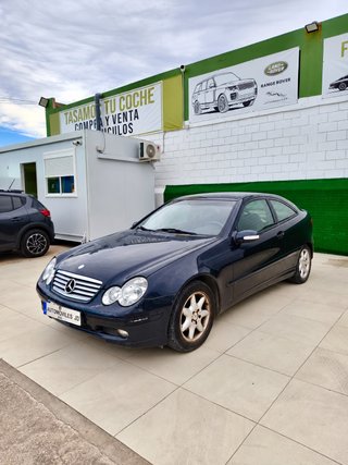 Mercedes-Benz Clase C 2005