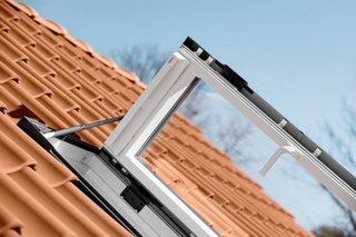 Ventana de tejado VELUX GXU CK06 55x118 cm