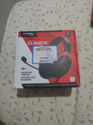 Auriculares HyperX Cloud III