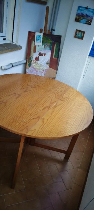 Mesa Plegable Redonda de Madera