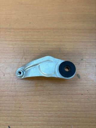 Soporte Depósito Derecho Yamaha R1 2004