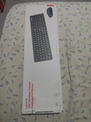 Pack Teclado y Ratón Inalámbrico Lenovo 100