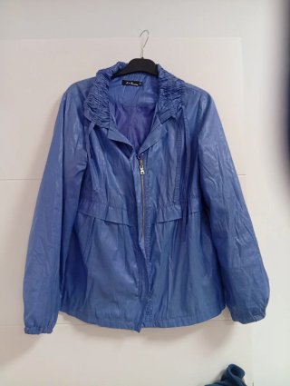 Cazadora Fina Azul Talla 40