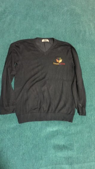 https://wallapop.com/item/uniforme-escolania-de-ut