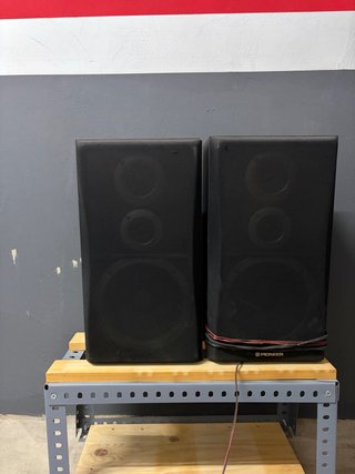 Altavoces Pioneer