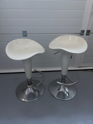 Set de 2 Taburetes Blancos