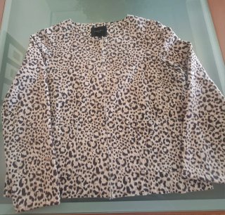 Chaqueta Cortefiel Animal Print