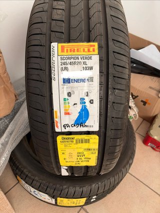 Neumáticos Pirelli 245/45R20 103W