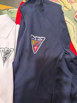 Polo y Chaqueta Equipación U.D. Sur