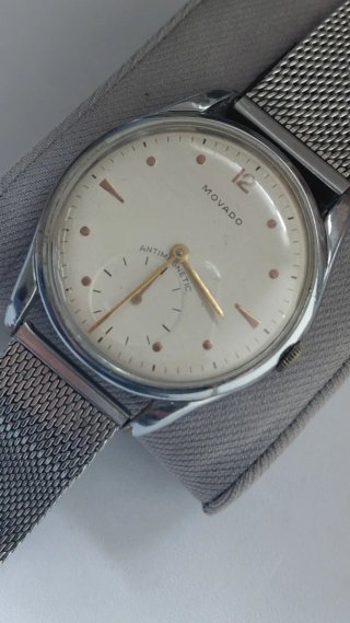 Reloj Movado de Cuerda