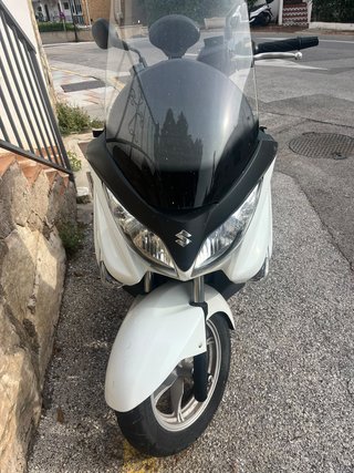 Suzuki Burgman 125 ABS Blanca