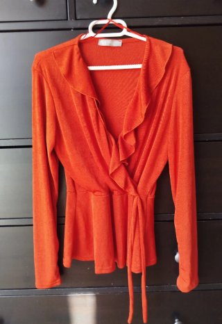 Blusa Naranja con Volantes