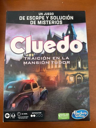 Juego de mesa Cluedo: Traición en la mansión