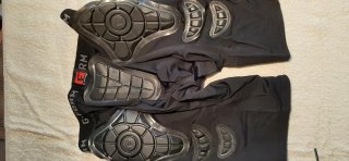 Pantalón de protección G-Form