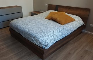 Camera da letto matrimoniale moderna