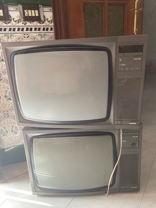 2 Televisores Antiguos Philips